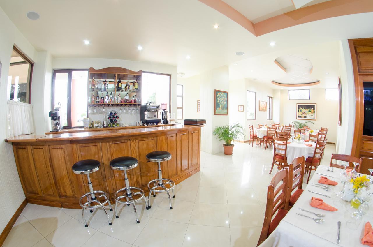 Hotel Anna Inn Olintepeque Zewnętrze zdjęcie