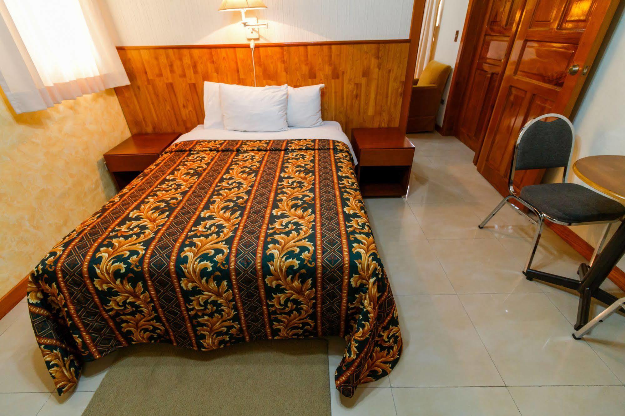 Hotel Anna Inn Olintepeque Zewnętrze zdjęcie